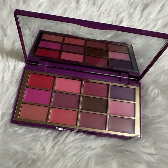 CHEEKYROSE BEAUTY GLOSSY BABY LIPGLOSS PALETTE - BRAND NEW! - Picture 3 of 8